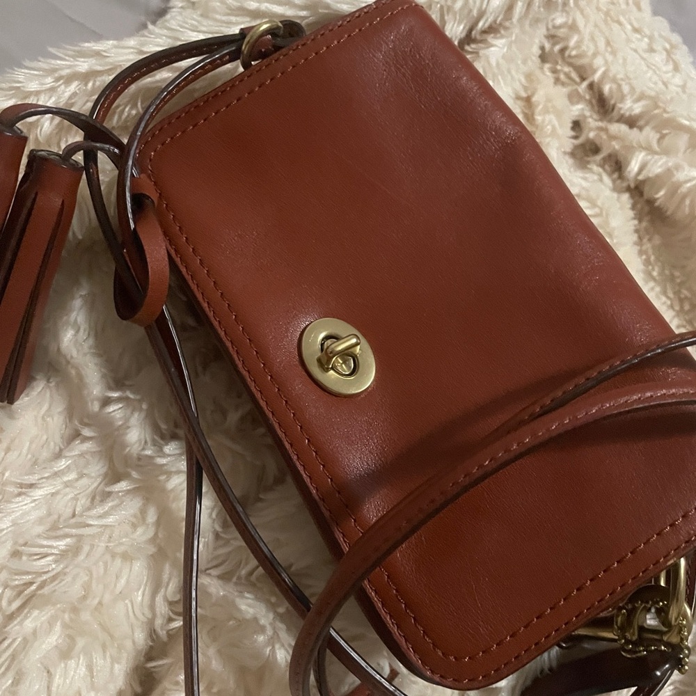 Authentic Coach vintage purse brown
